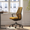 Moderner, ergonomischer, drehbarer Bürostuhl aus Netzstoff mit verstellbarer Kopfstütze und Hebefunktion, bestehend aus Stoff, Metall und Nylon